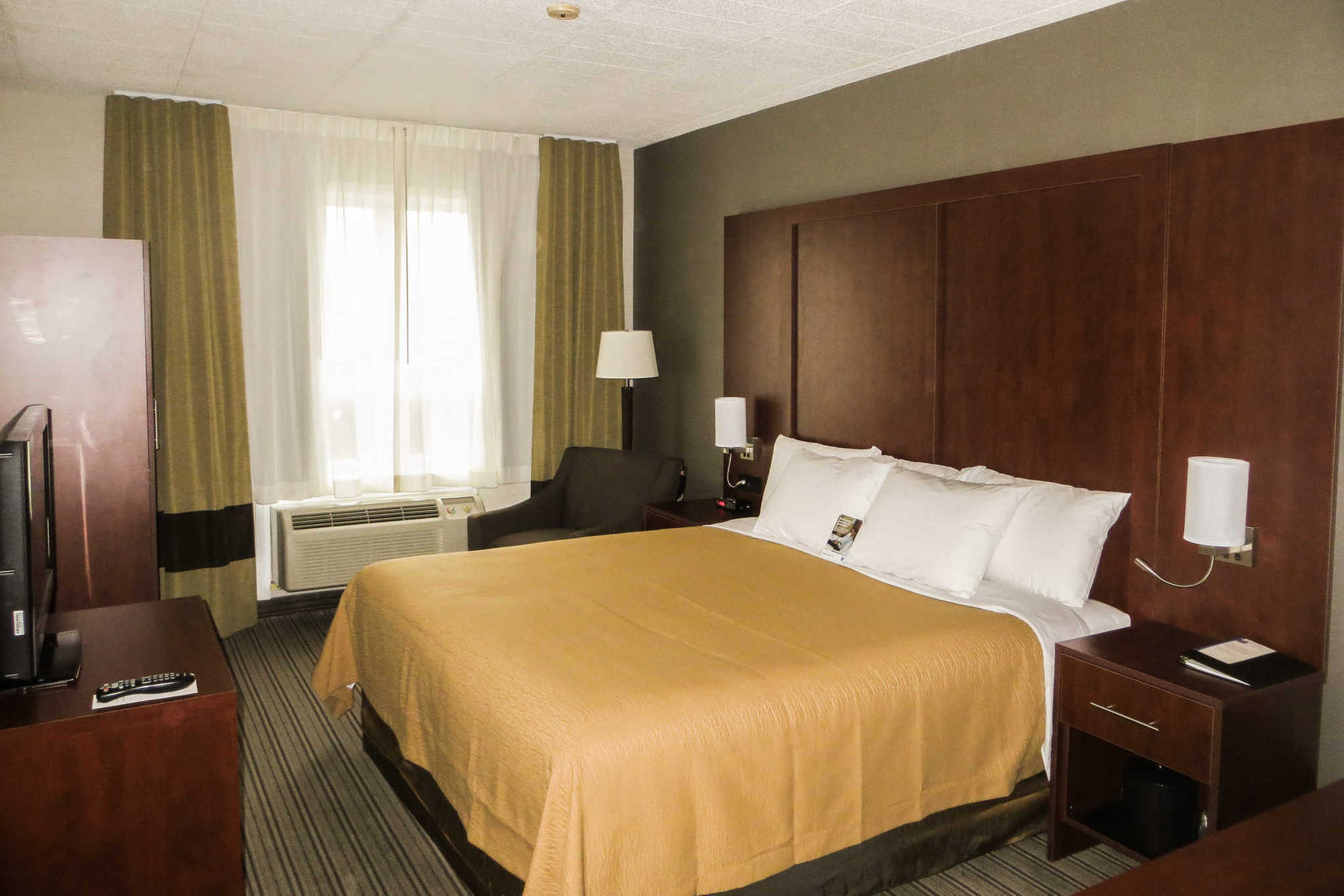 Comfort Inn & Suites Коллингвуд Номер фото