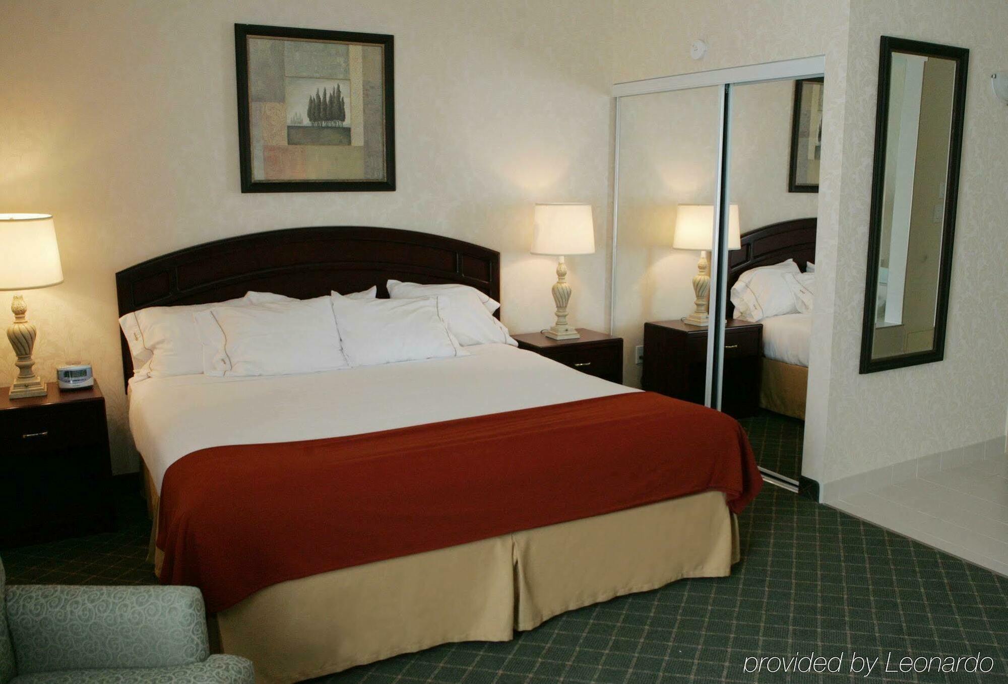 Comfort Inn & Suites Коллингвуд Экстерьер фото