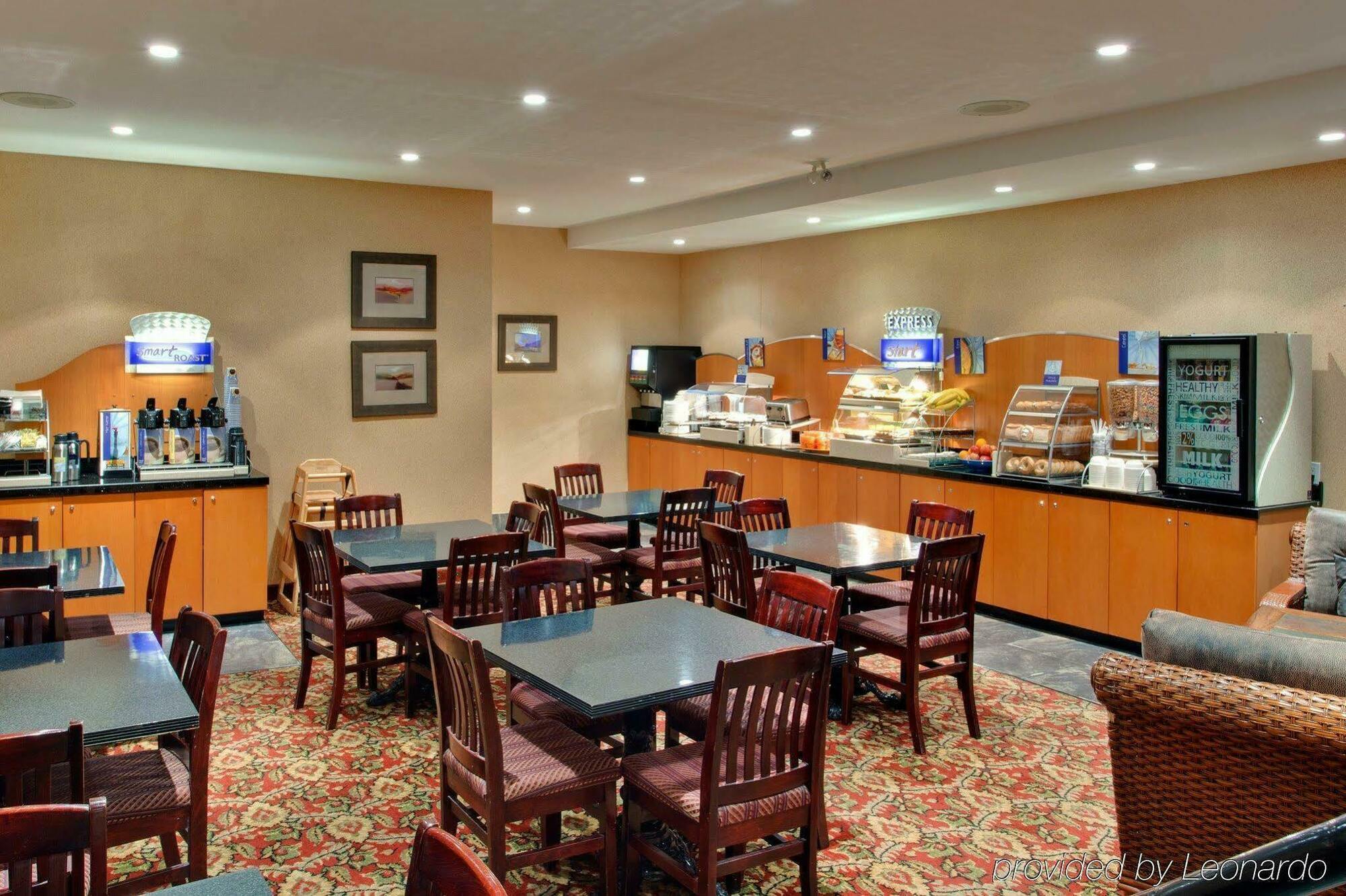 Comfort Inn & Suites Коллингвуд Экстерьер фото